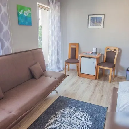 Pokoje Goscinne Tomasz *
